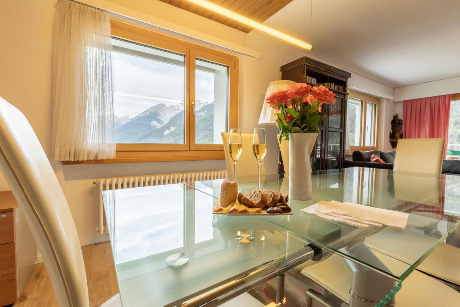 Chasa Vista Lischana Scuol Luaran gambar
